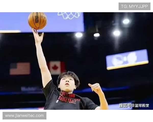 佩杜拉精准助攻 杨瀚森巧妙上篮得分展现默契配合 佩杜拉精准助攻 杨瀚森巧妙上篮得分展现默契配合