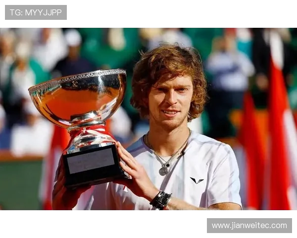 ATP500维也纳站卢布列夫爆冷出局无缘晋级八强遭遇意外淘汰