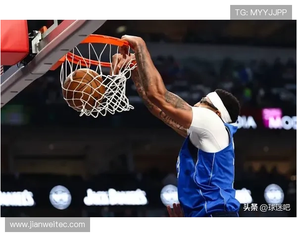 亚历山大23分戴维斯砍下26分11篮板 雷霆力克独行侠豪取四连胜