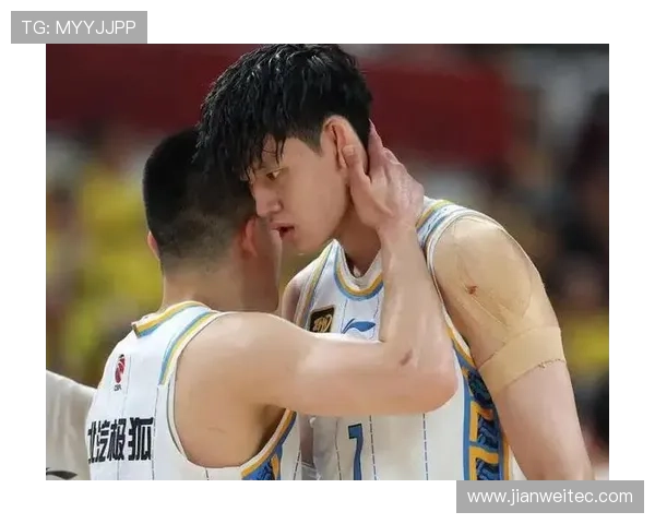 曾凡博加时被换下场无缘关键时刻令人心痛机会难得令人惋惜